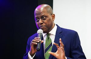 Naira Stabilization Efforts Applauded by Nigerian Bishop, Implementation Urged