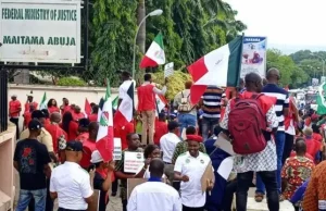 Nationwide Strike Cripples Nigerian Economy, Demands Wage Increase and Tariff Reversal