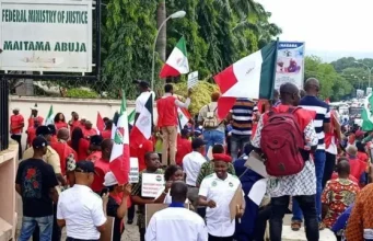Nationwide Strike Cripples Nigerian Economy, Demands Wage Increase and Tariff Reversal